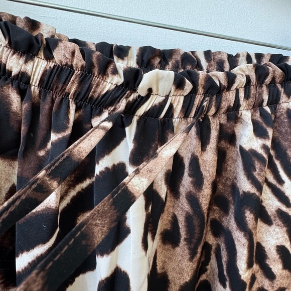 Q2 - Picture 3 of 12